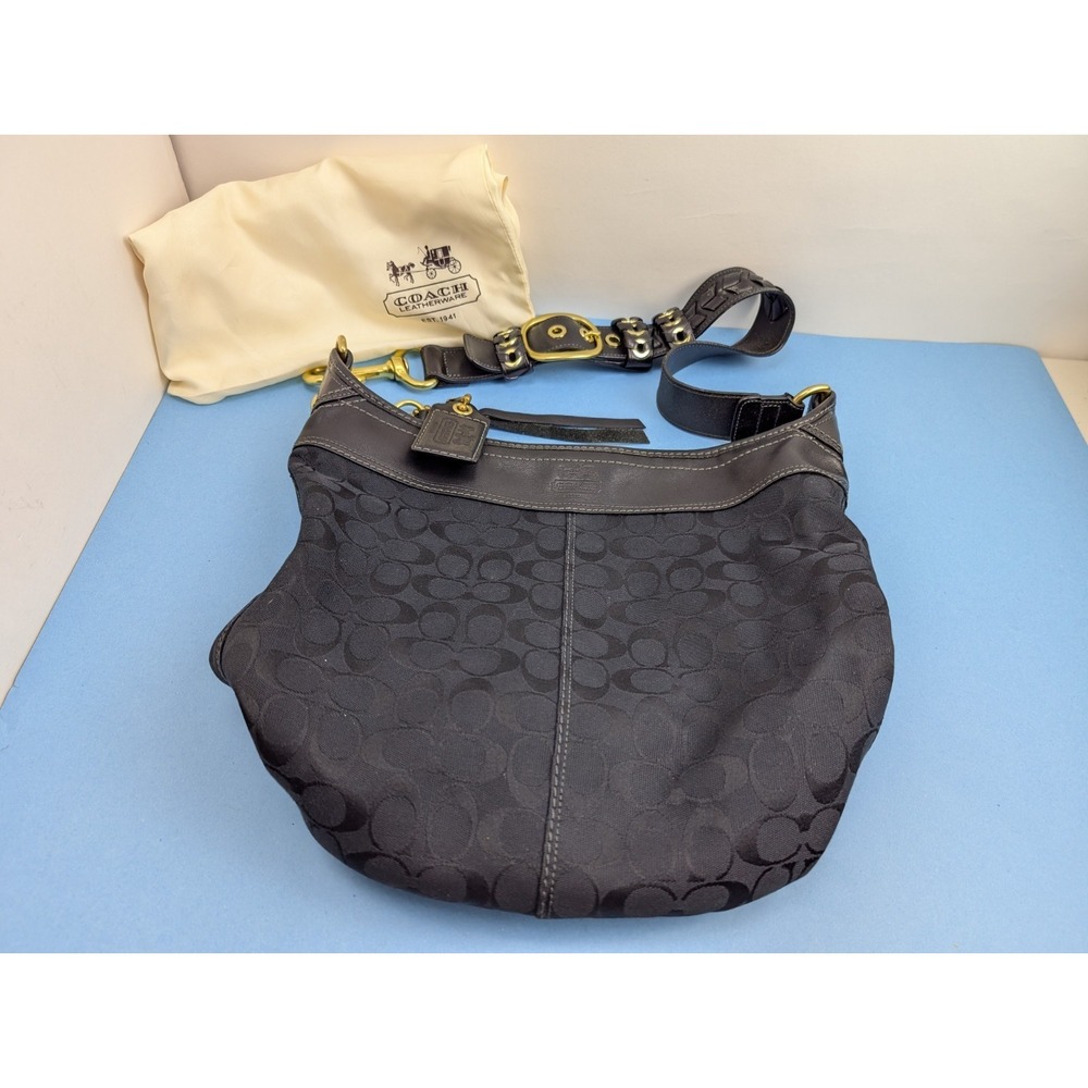 BRAND NEW Coach Vintage Signature Logo Bleeker Bucket/Hobo Bag H0768-11438